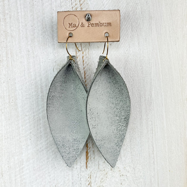 Brass Earrings – Ma & Pembum